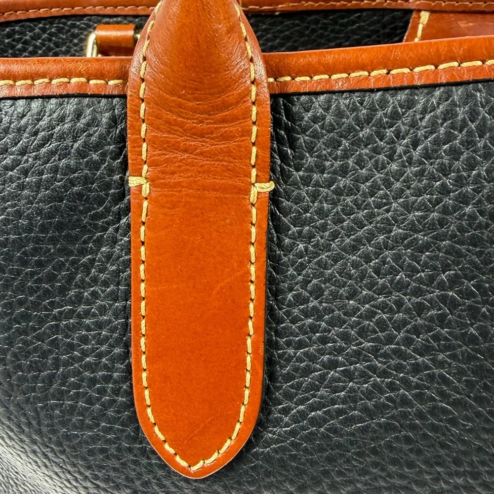 Dooney and Bourke Black Pebble Grain Leather Tote Crossbody Bag EUC - Picture 9 of 15